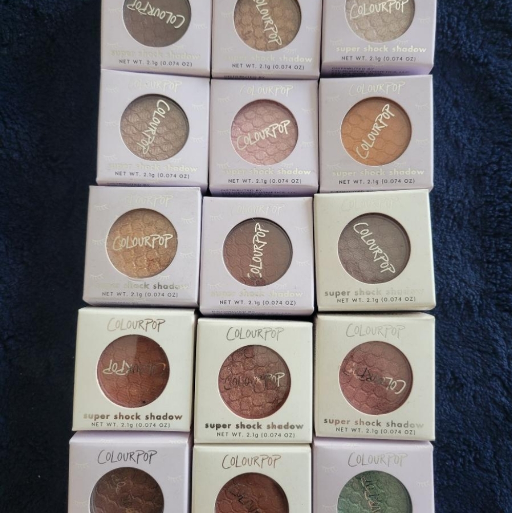 🚫🚫🚫SOLD🚫🚫🚫 15 Colourpop super shock shadow